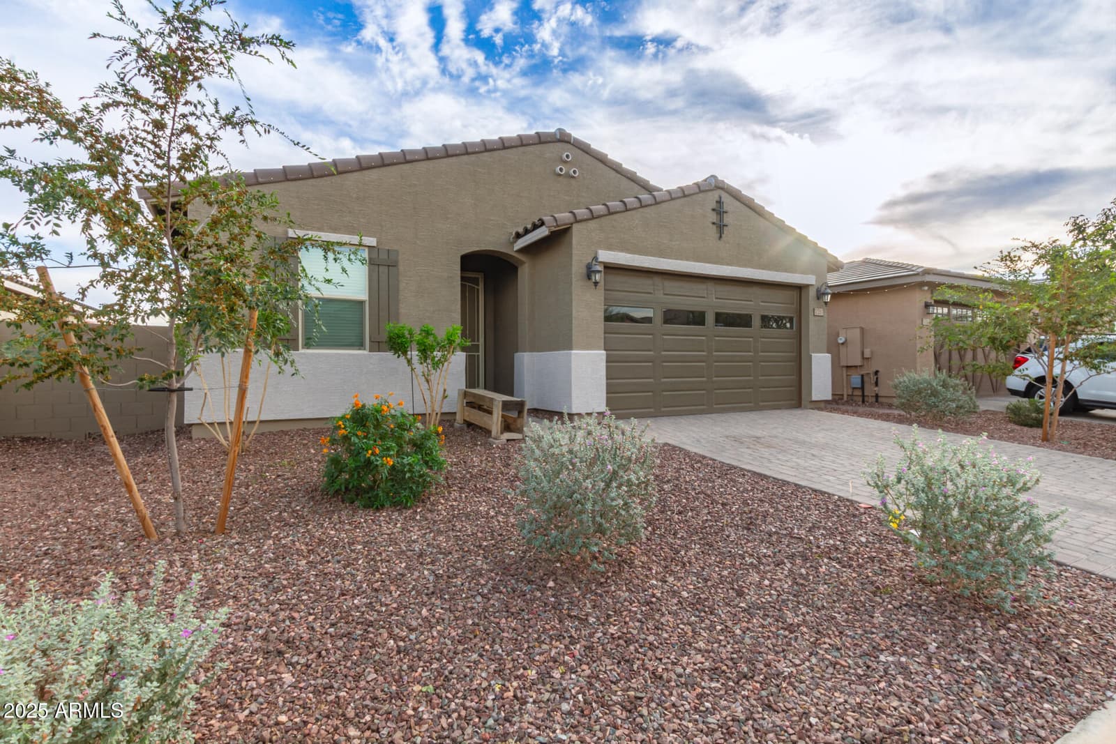 17357 W RUNNING DEER Trail, Surprise, AZ 85387 — photo 3 of 22