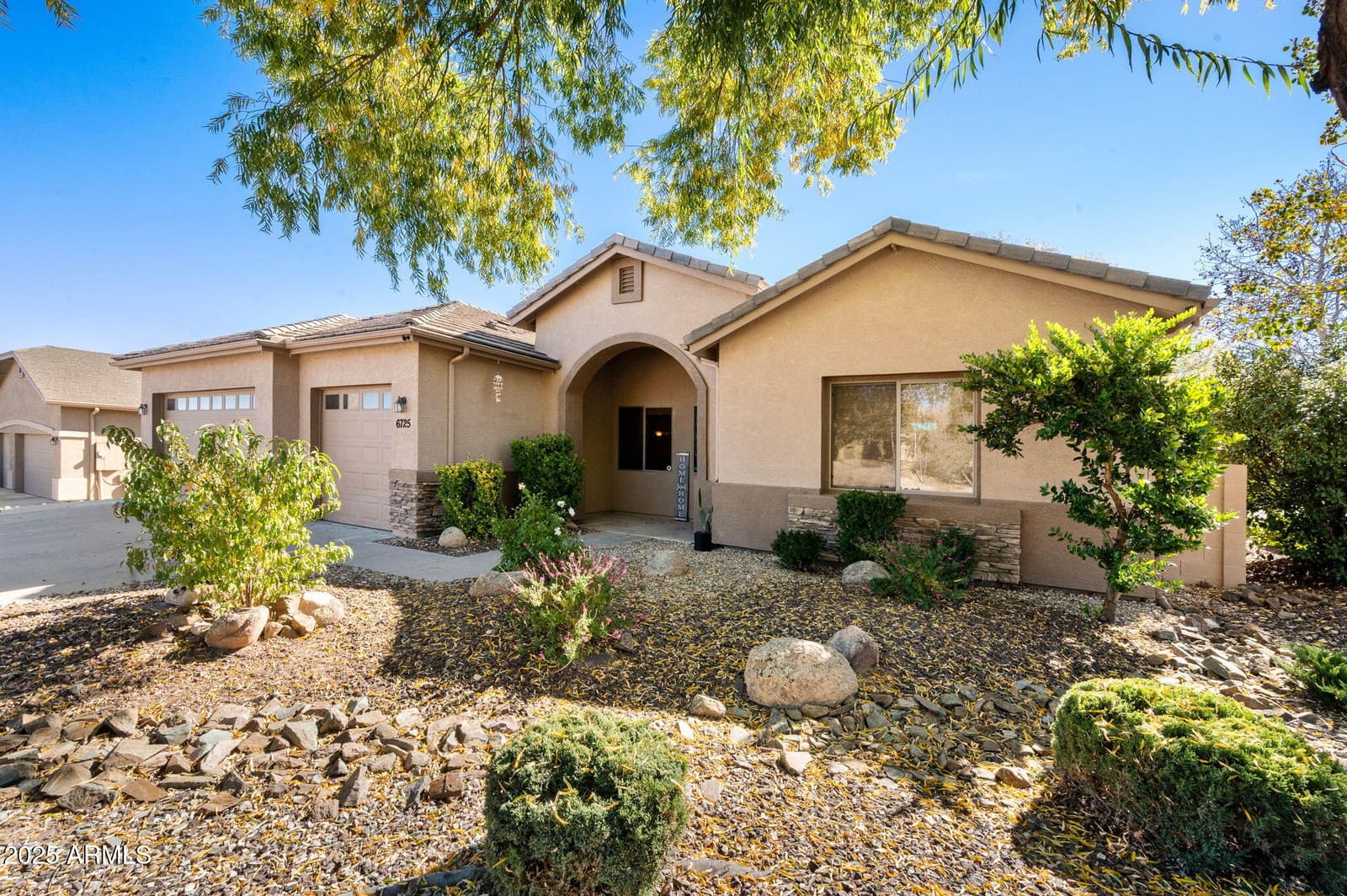 6725 E MAYFLOWER Lane, Prescott Valley, AZ 86314 — photo 5 of 31