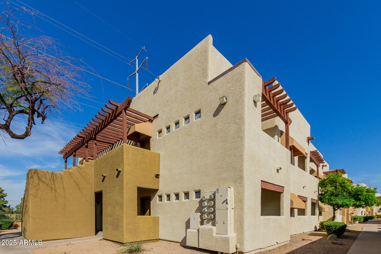 3434 E BASELINE Road 246, Phoenix, AZ 85042 — photo 4 of 43