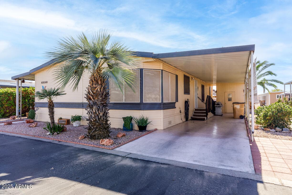 11596 W SIERRA DAWN Boulevard 274, Surprise, AZ 85378 — photo 1 of 17