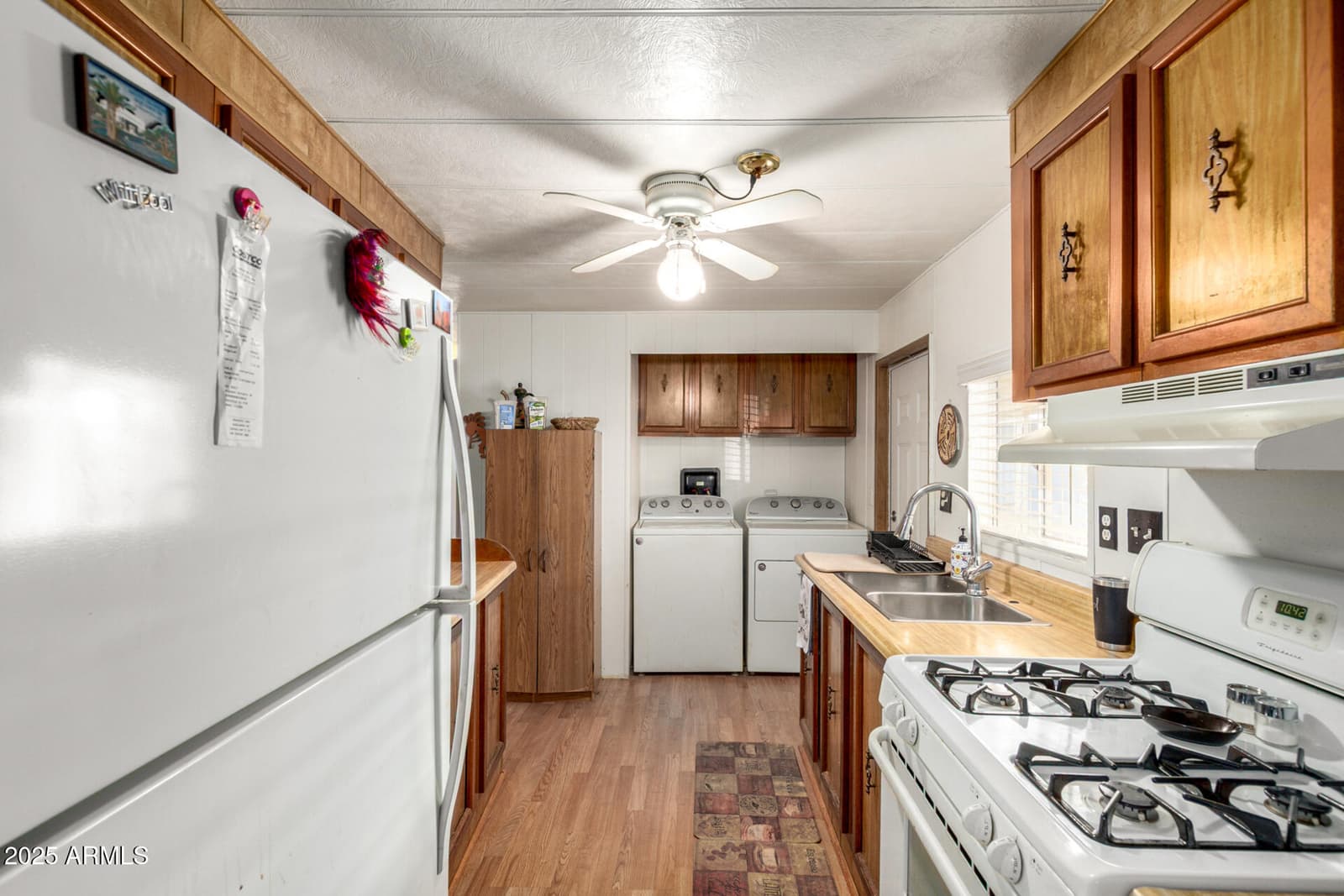 2650 W UNION HILLS Drive 370, Phoenix, AZ 85027 — photo 8 of 40