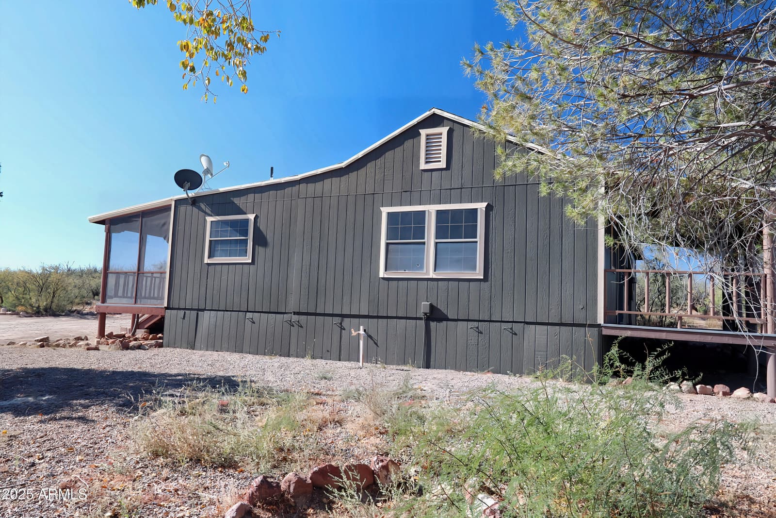 704 W CALLE CONNECTICUT, Cochise, AZ 85606 — photo 3 of 37