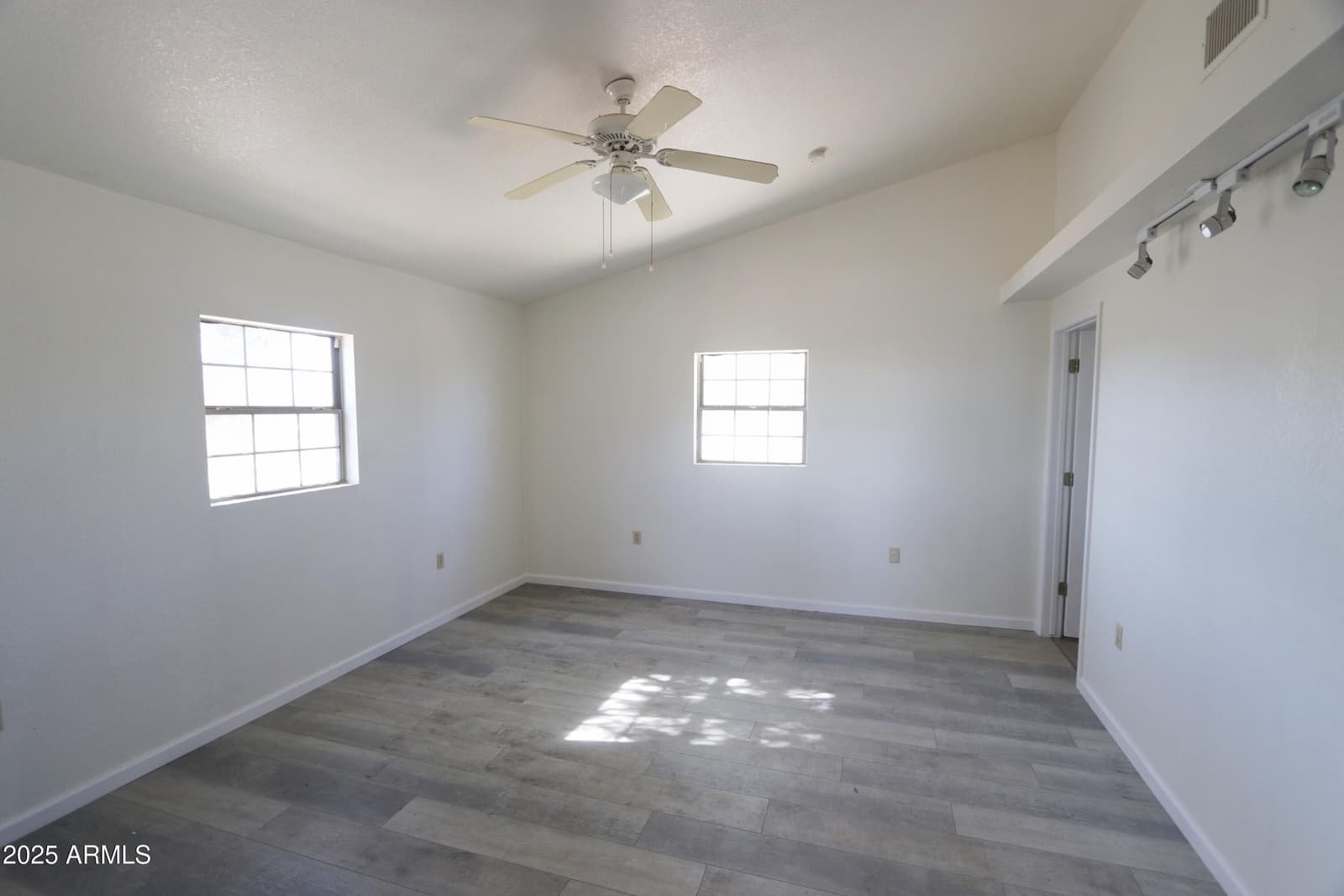 704 W CALLE CONNECTICUT, Cochise, AZ 85606 — photo 29 of 37