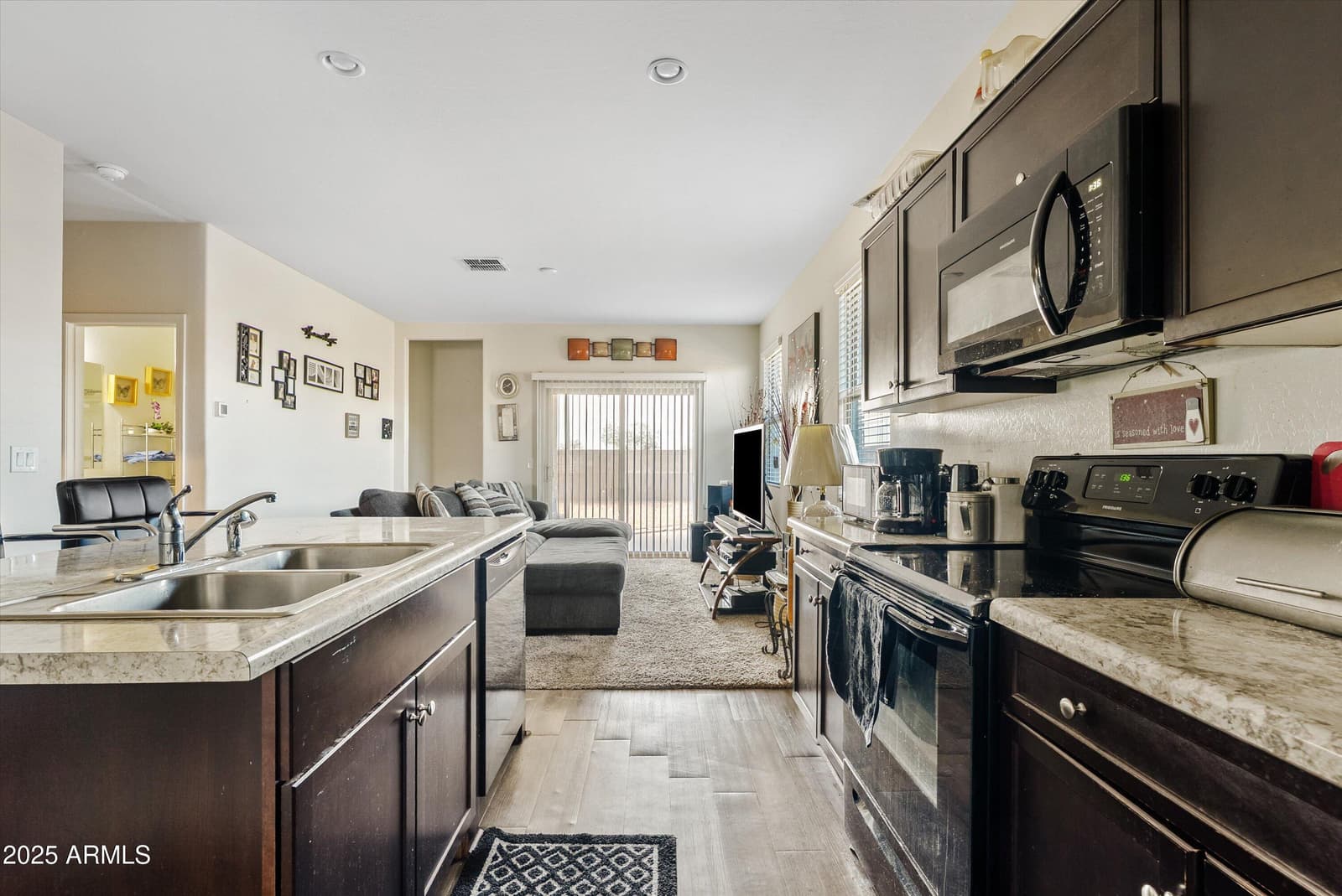 4708 S 26th Lane, Phoenix, AZ 85041 — photo 5 of 23