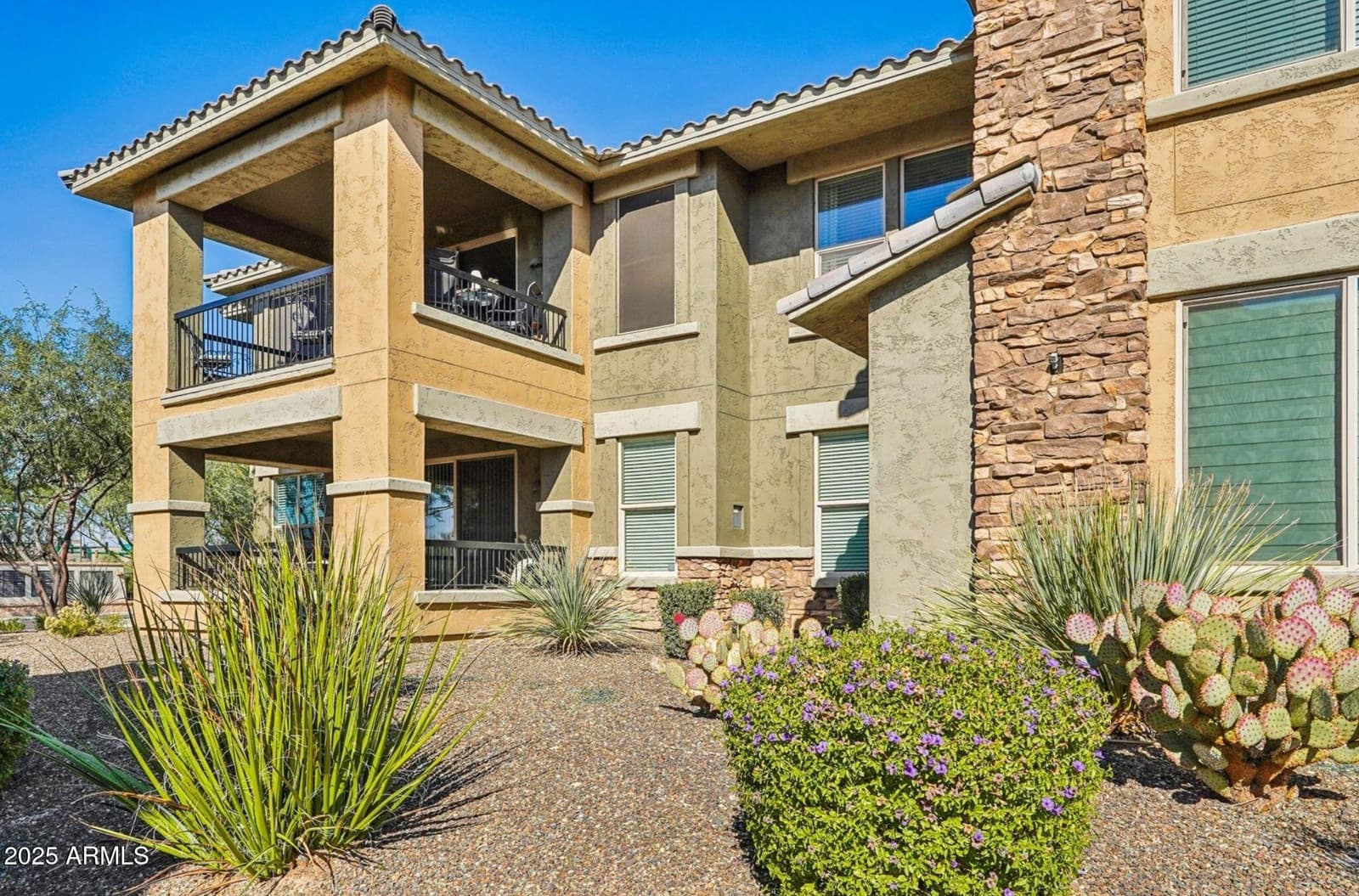 2425 W Bronco Butte Trail 2046, Phoenix, AZ 85085 — photo 25 of 54
