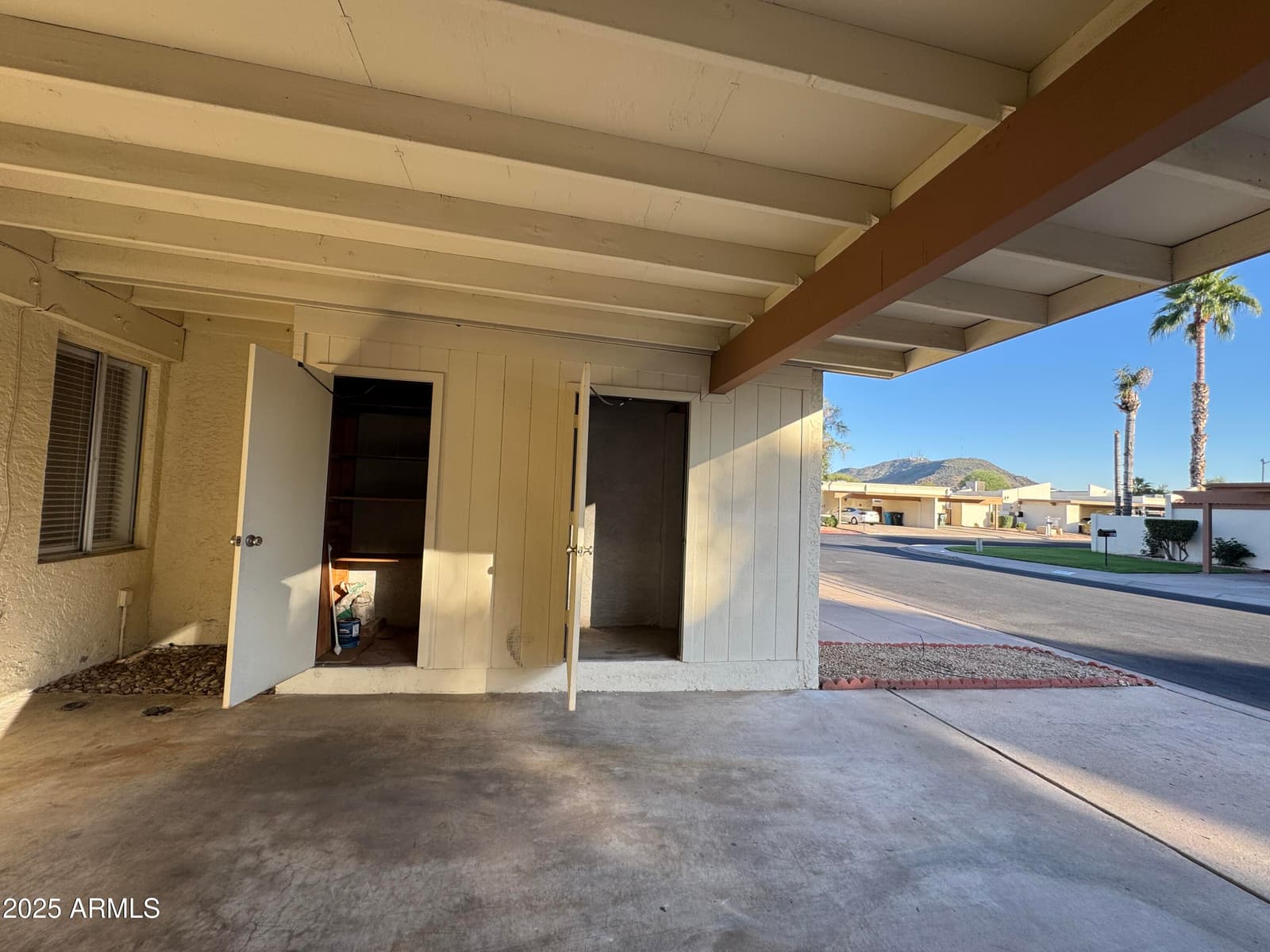 2404 W RUE DE LAMOUR Avenue, Phoenix, AZ 85029 — photo 29 of 34