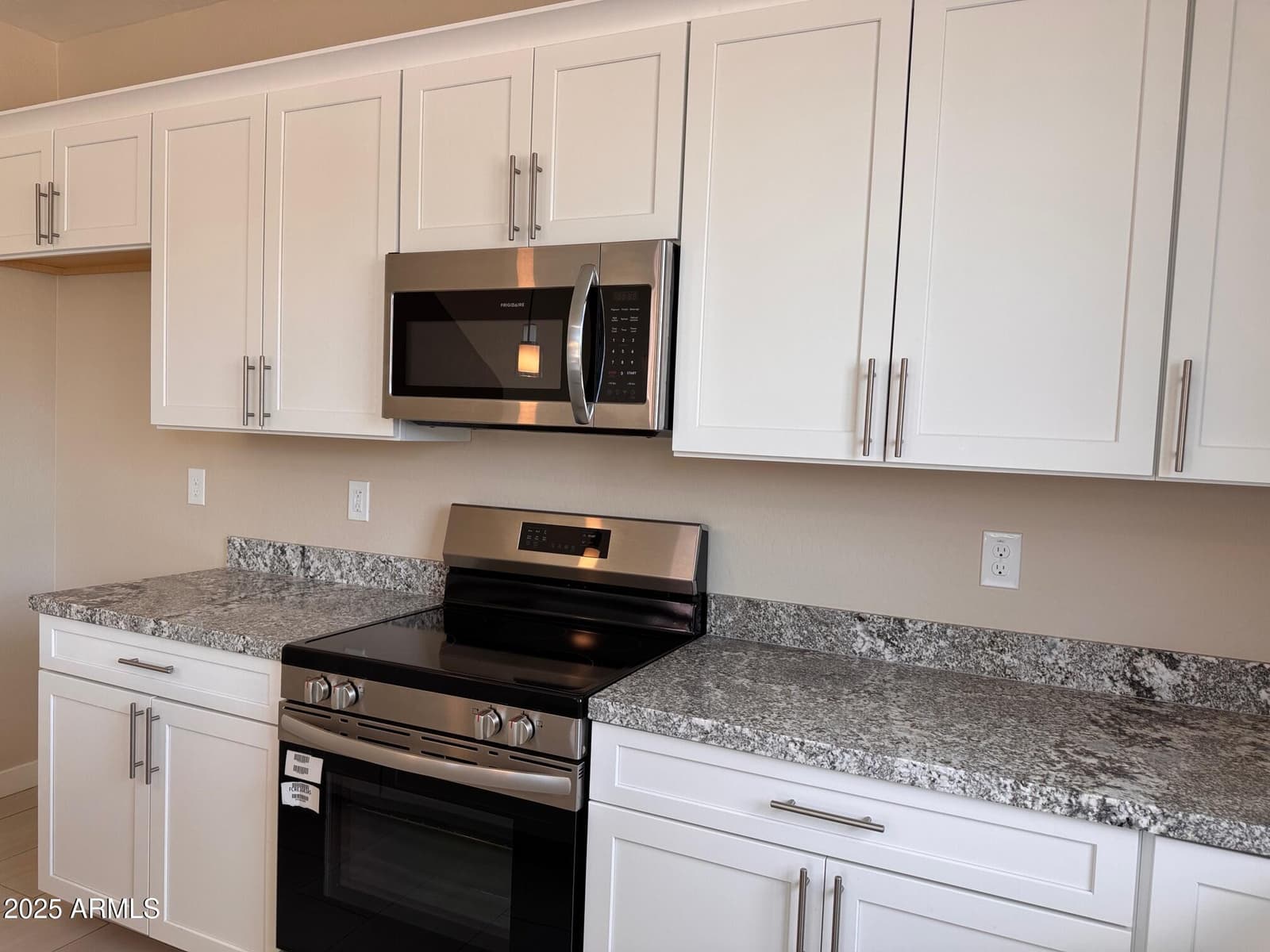 523 S PASADENA 115, Mesa, AZ 85210 — photo 4 of 14