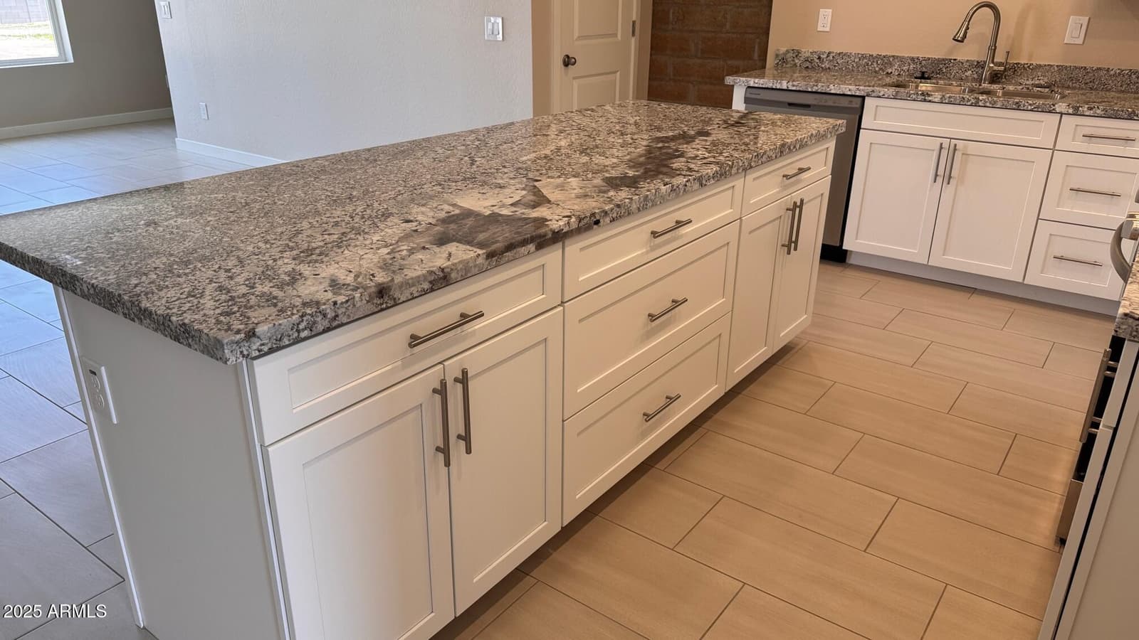 523 S PASADENA 114, Mesa, AZ 85210 — photo 5 of 14