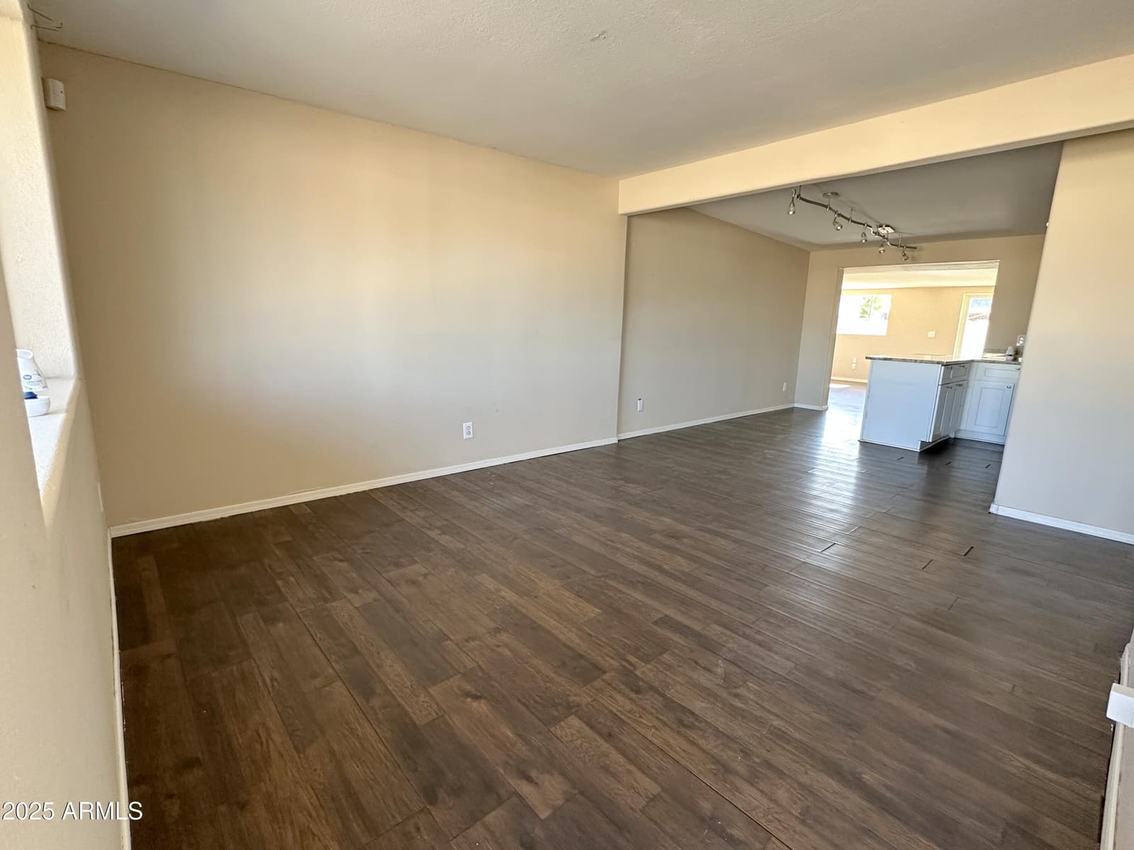 119 E Cholla Street, Casa Grande, AZ 85122 — photo 8 of 38