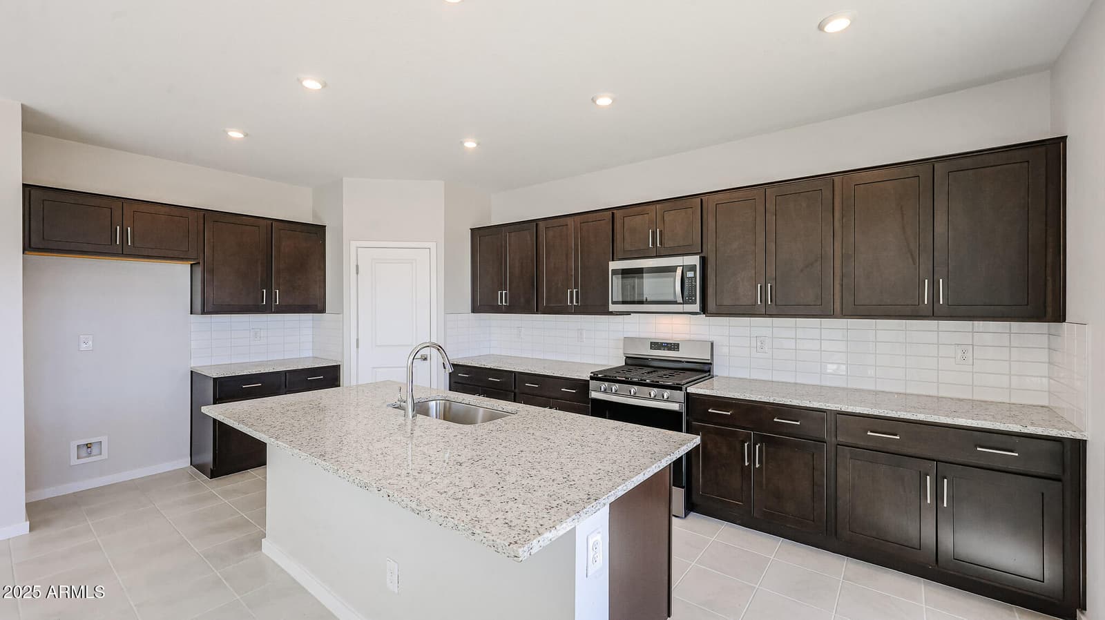 22975 W MONONA Lane, Surprise, AZ 85387 — photo 7 of 36