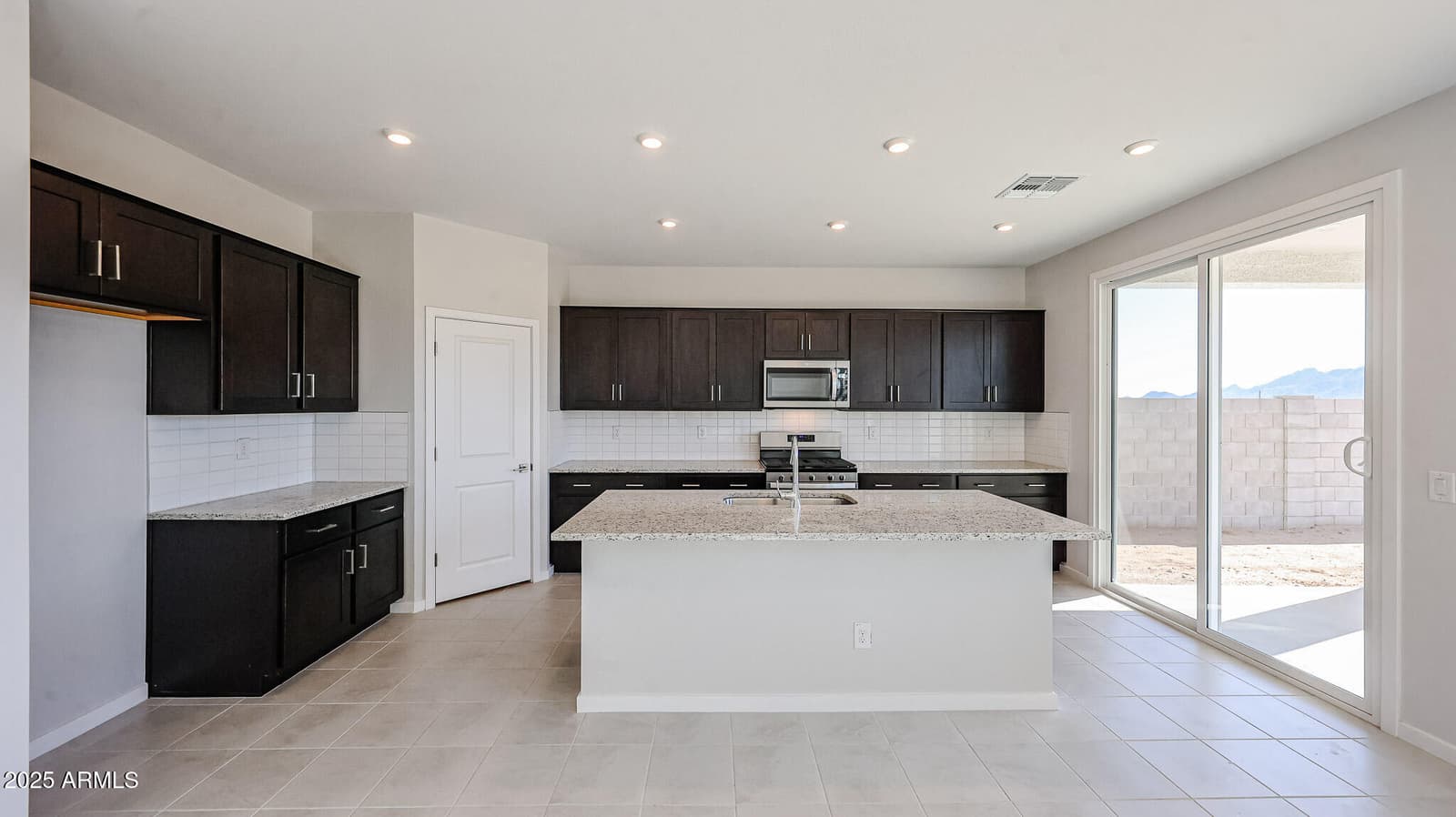 22975 W MONONA Lane, Surprise, AZ 85387 — photo 8 of 36