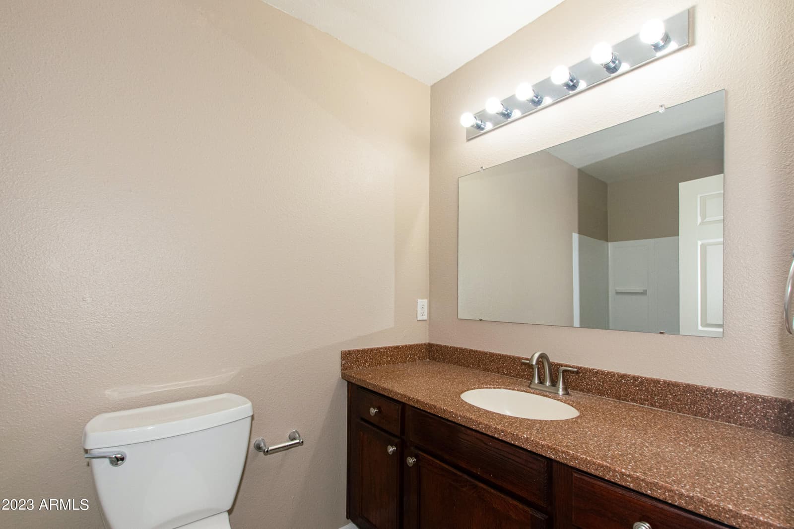 424 W BROWN Road 105, Mesa, AZ 85201 — photo 14 of 29