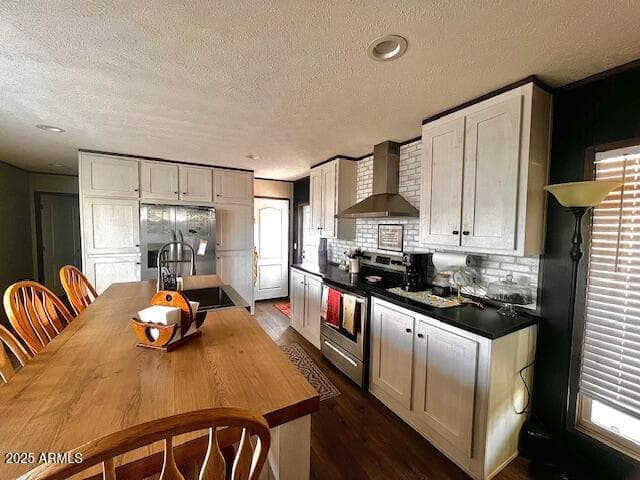 2060 N Center Street 372, Mesa, AZ 85201 — photo 4 of 24