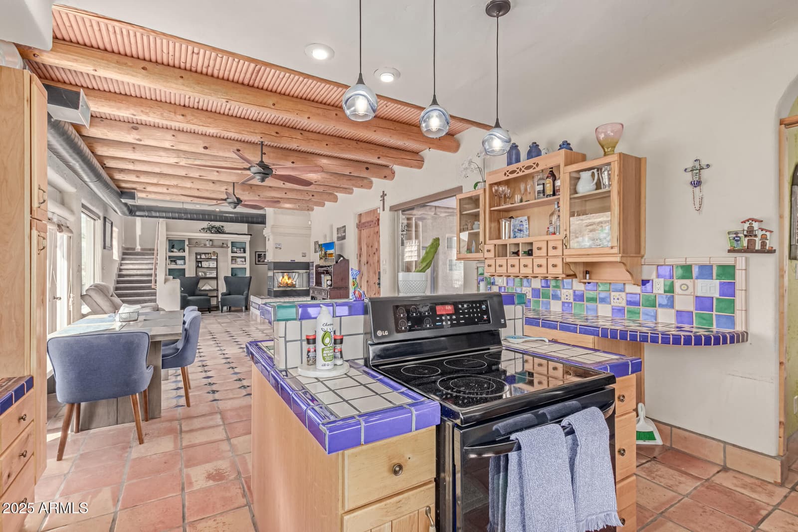 32150 S LISA Drive, Black Canyon City, AZ 85324 — photo 16 of 40