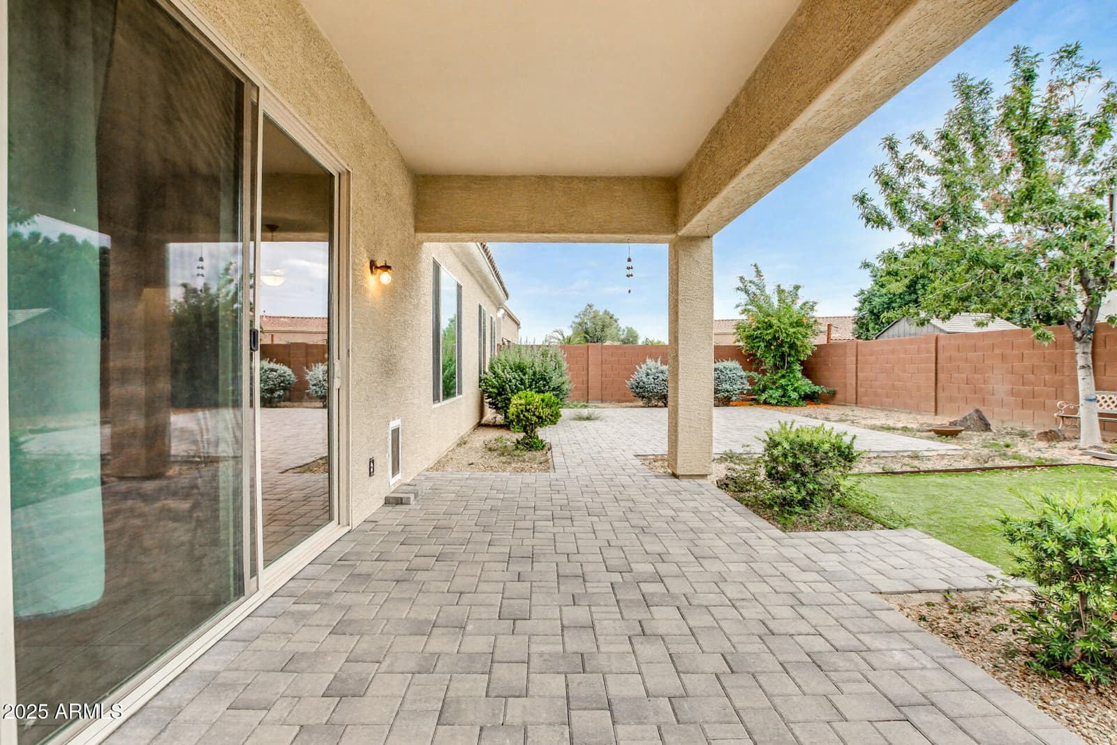 16528 N 181ST Drive, Surprise, AZ 85388 — photo 10 of 33