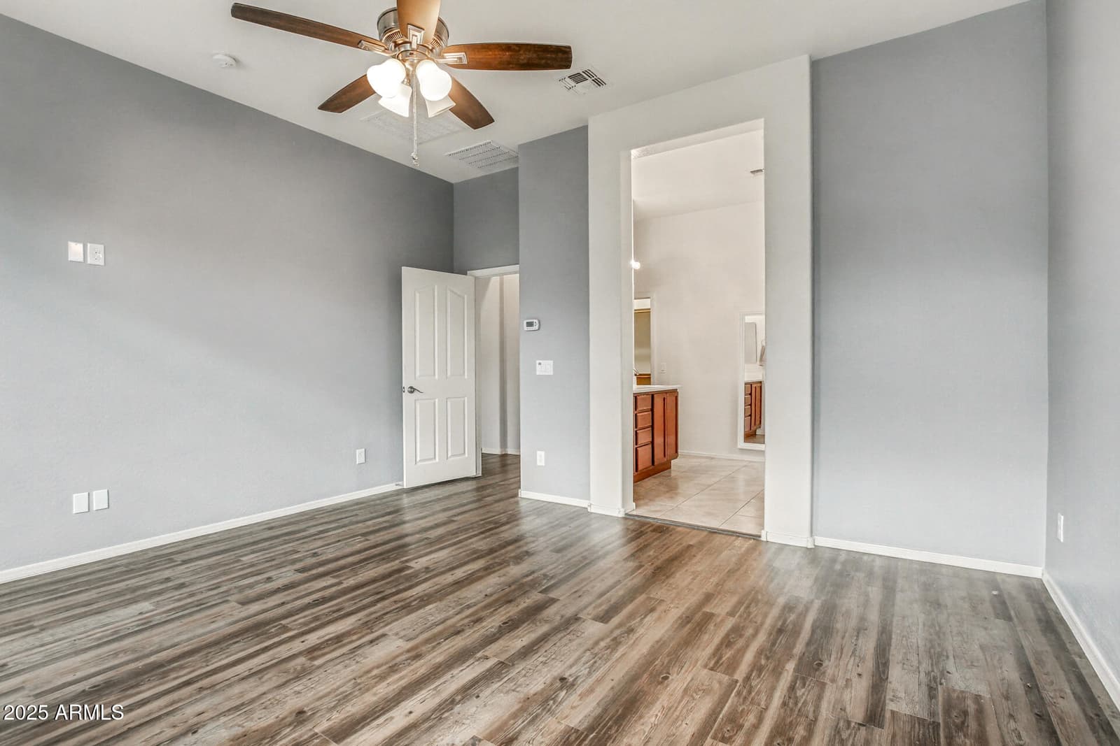 16528 N 181ST Drive, Surprise, AZ 85388 — photo 13 of 33
