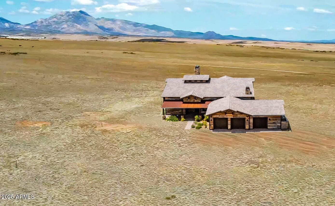 8992 Barrel Mesa Road, Prescott Valley, AZ 86315 — photo 1 of 8