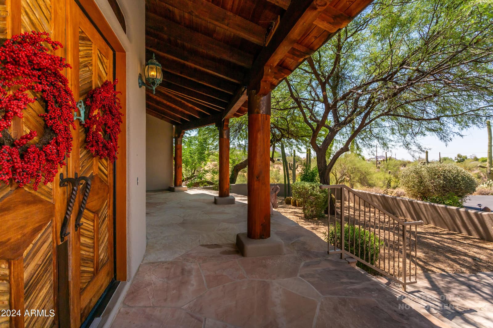 40777 N ECHO CANYON Drive, Cave Creek, AZ 85331 — photo 2 of 94