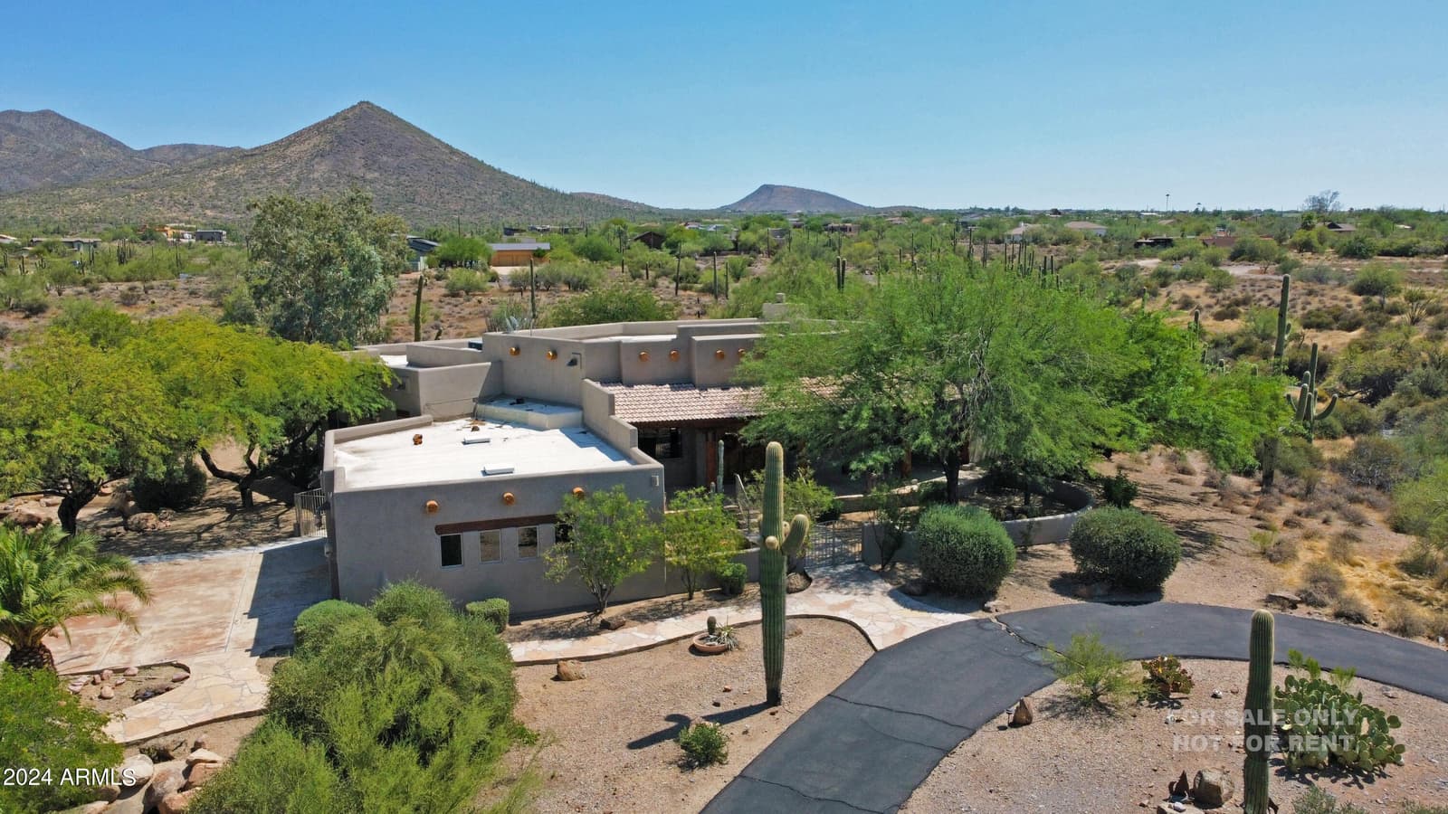 40777 N ECHO CANYON Drive, Cave Creek, AZ 85331 — photo 6 of 94