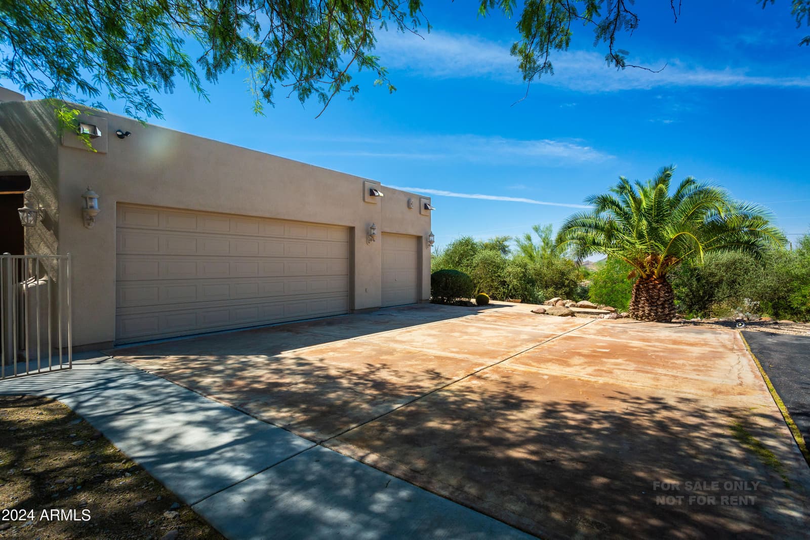 40777 N ECHO CANYON Drive, Cave Creek, AZ 85331 — photo 45 of 94