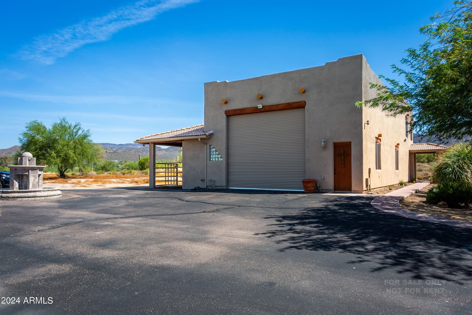 40777 N ECHO CANYON Drive, Cave Creek, AZ 85331 — photo 48 of 94