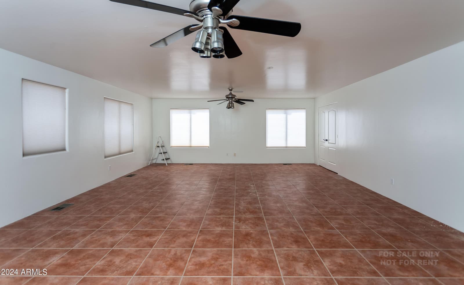40777 N ECHO CANYON Drive, Cave Creek, AZ 85331 — photo 57 of 94