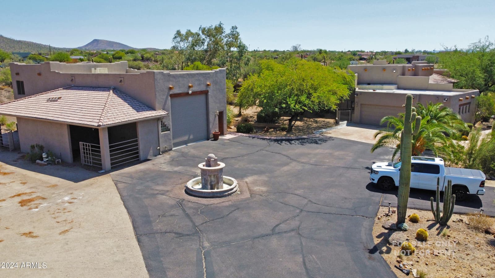 40777 N ECHO CANYON Drive, Cave Creek, AZ 85331 — photo 83 of 94