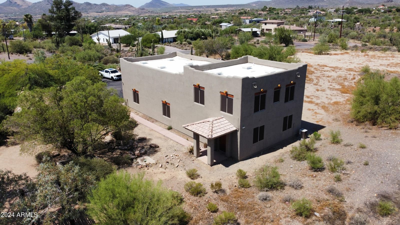 40777 N ECHO CANYON Drive, Cave Creek, AZ 85331 — photo 89 of 94