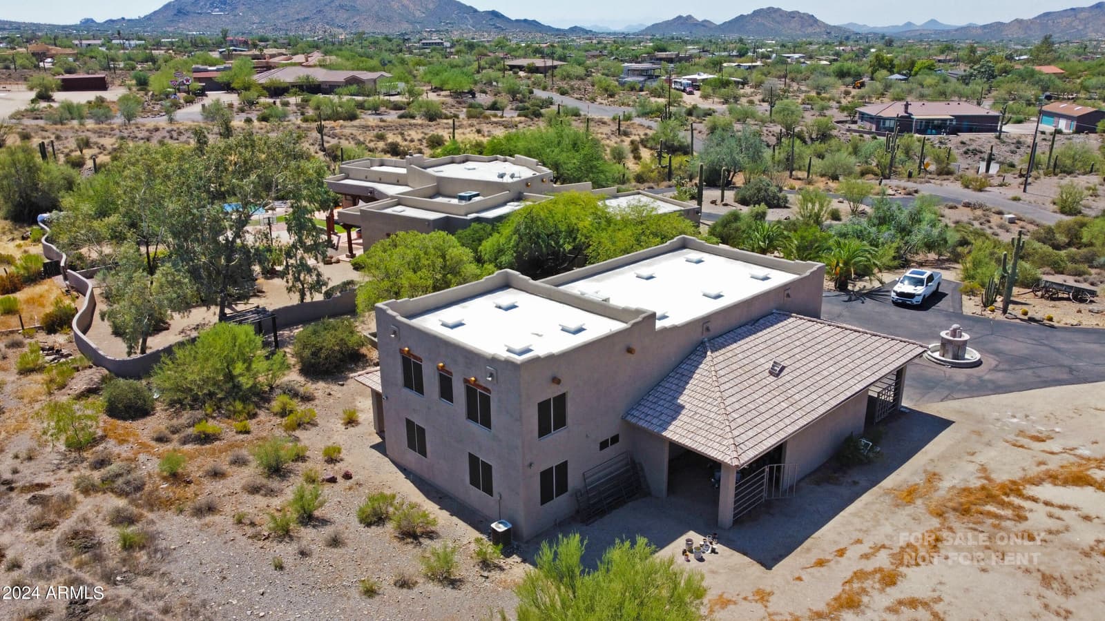 40777 N ECHO CANYON Drive, Cave Creek, AZ 85331 — photo 90 of 94