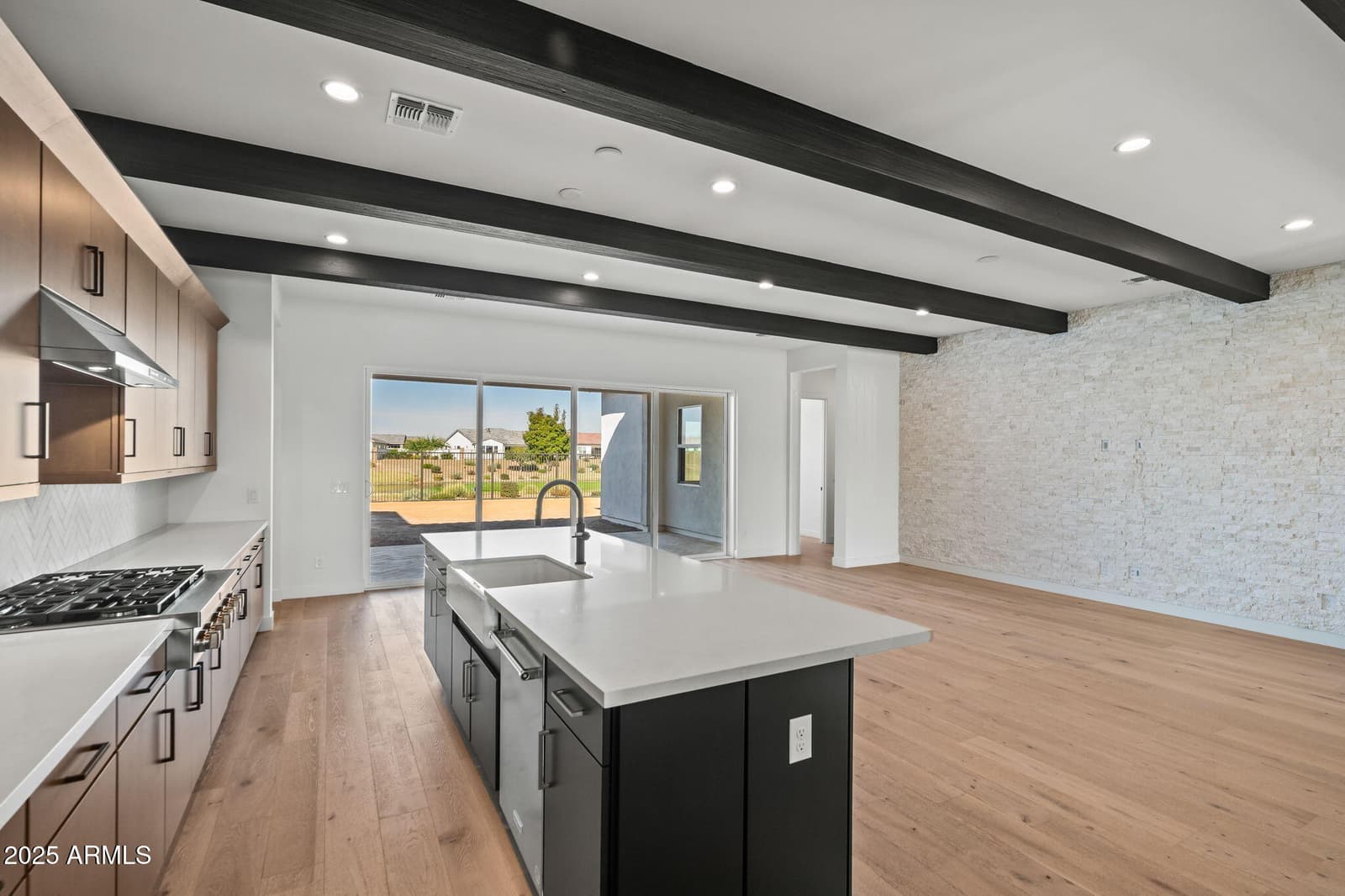 17568 W CRAWFORDSVILLE Drive, Surprise, AZ 85388 — photo 11 of 58