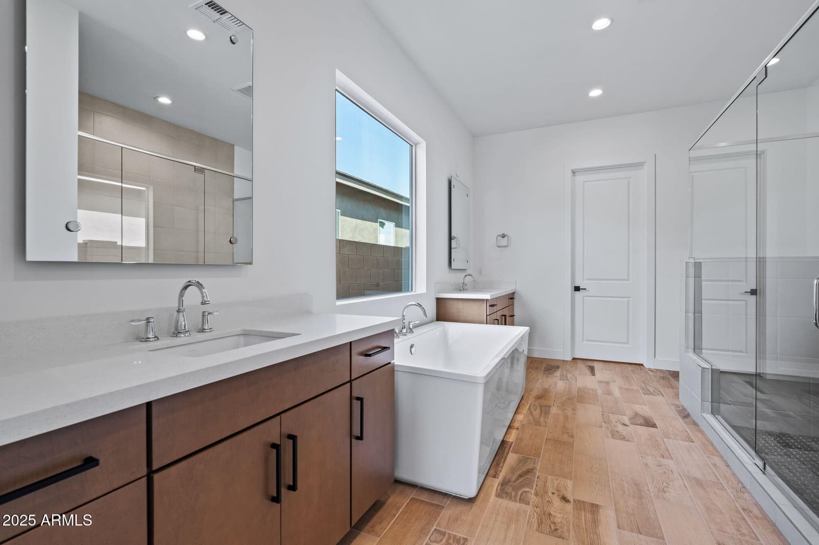 17568 W CRAWFORDSVILLE Drive, Surprise, AZ 85388 — photo 31 of 58