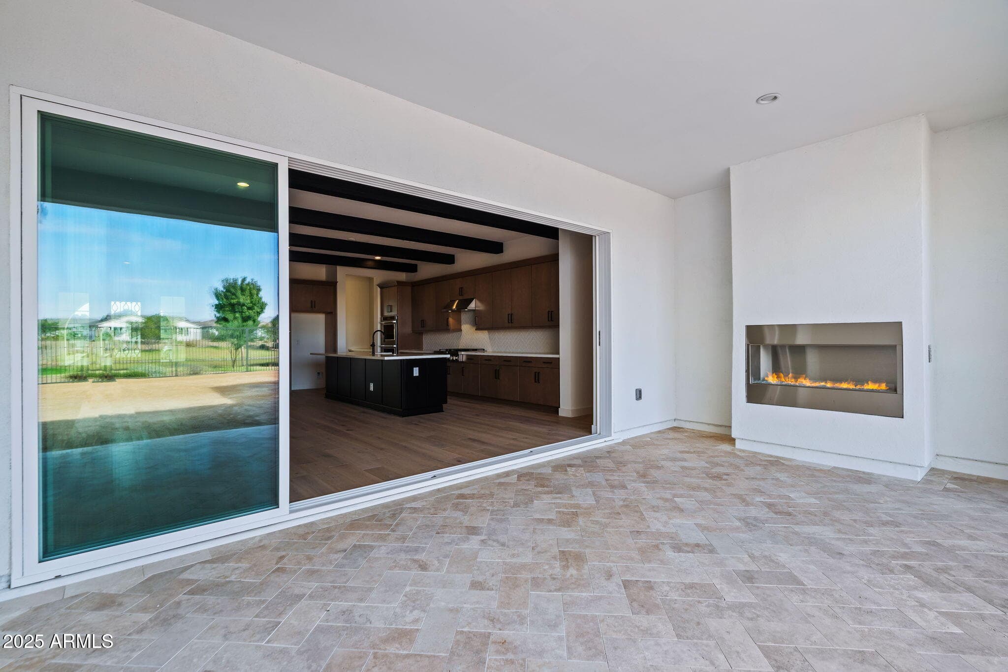 17568 W CRAWFORDSVILLE Drive, Surprise, AZ 85388 — photo 5 of 58
