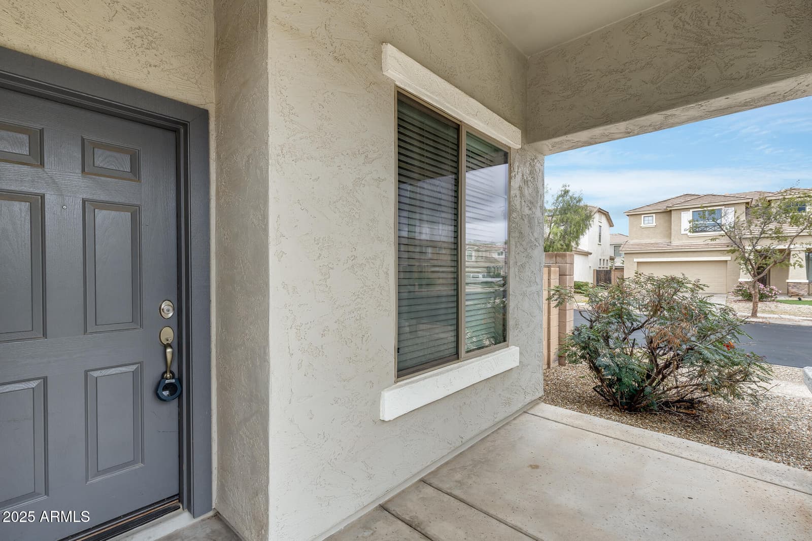 17602 W MANDALAY Lane, Surprise, AZ 85388 — photo 9 of 44
