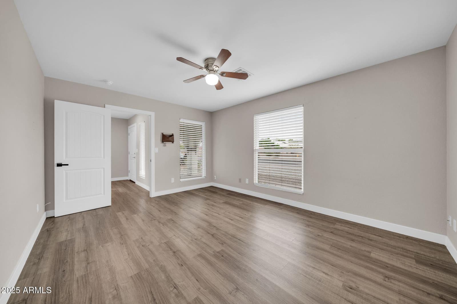 6720 N 71st Avenue, Glendale, AZ 85303 — photo 19 of 38