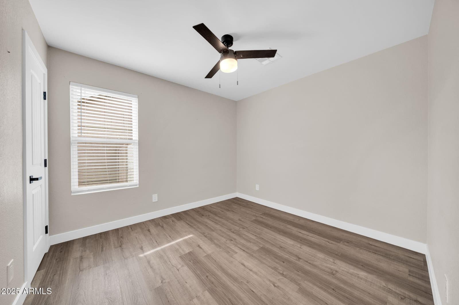 6720 N 71st Avenue, Glendale, AZ 85303 — photo 22 of 38