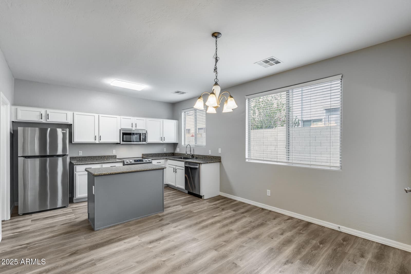 17602 W MANDALAY Lane, Surprise, AZ 85388 — photo 3 of 44