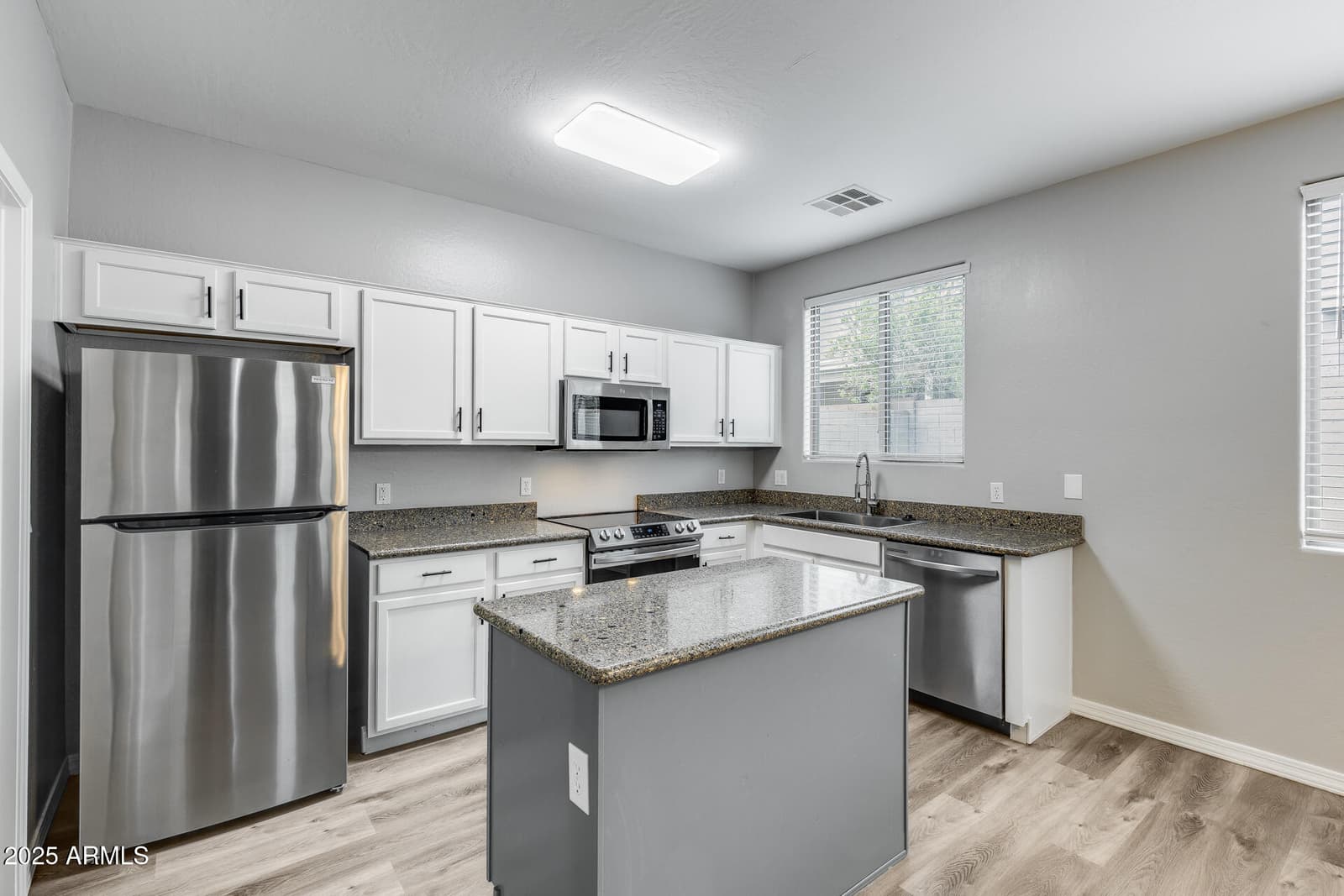 17602 W MANDALAY Lane, Surprise, AZ 85388 — photo 17 of 44