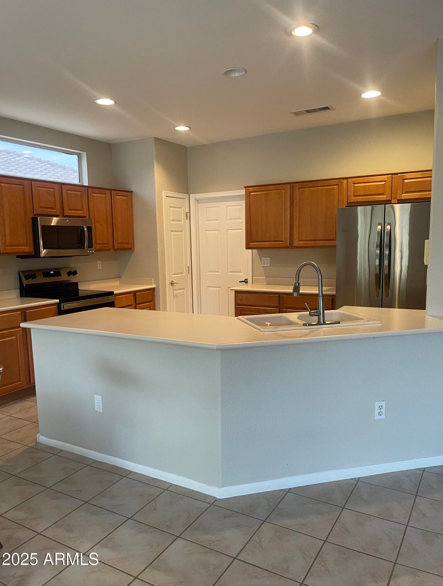 15890 W AUTUMN SAGE Drive, Surprise, AZ 85374 — photo 30 of 32
