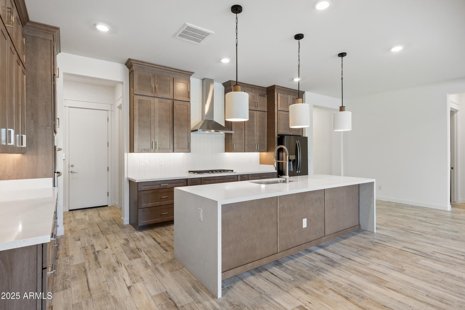 7592 W EVANS Drive, Peoria, AZ 85381 — photo 19 of 51