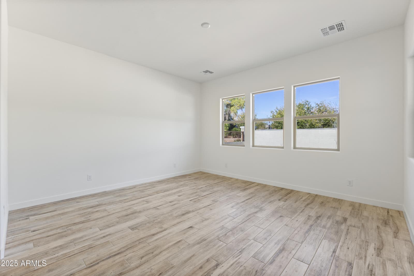7592 W EVANS Drive, Peoria, AZ 85381 — photo 27 of 51