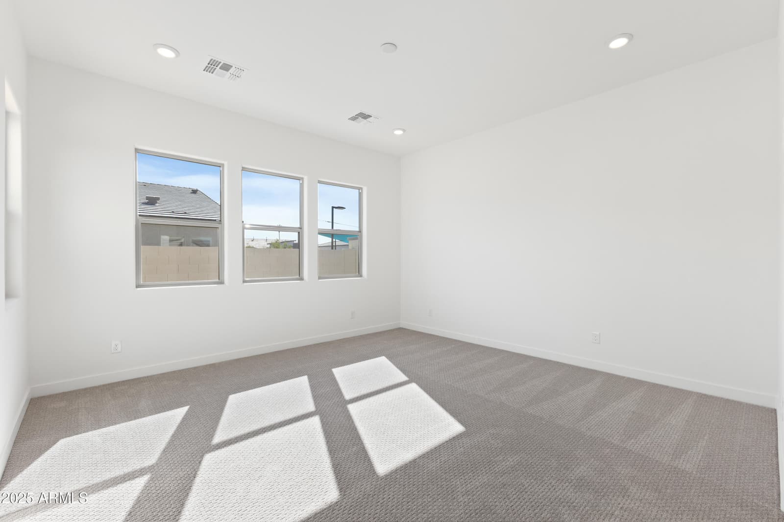 7577 W Evans Drive, Peoria, AZ 85381 — photo 25 of 45