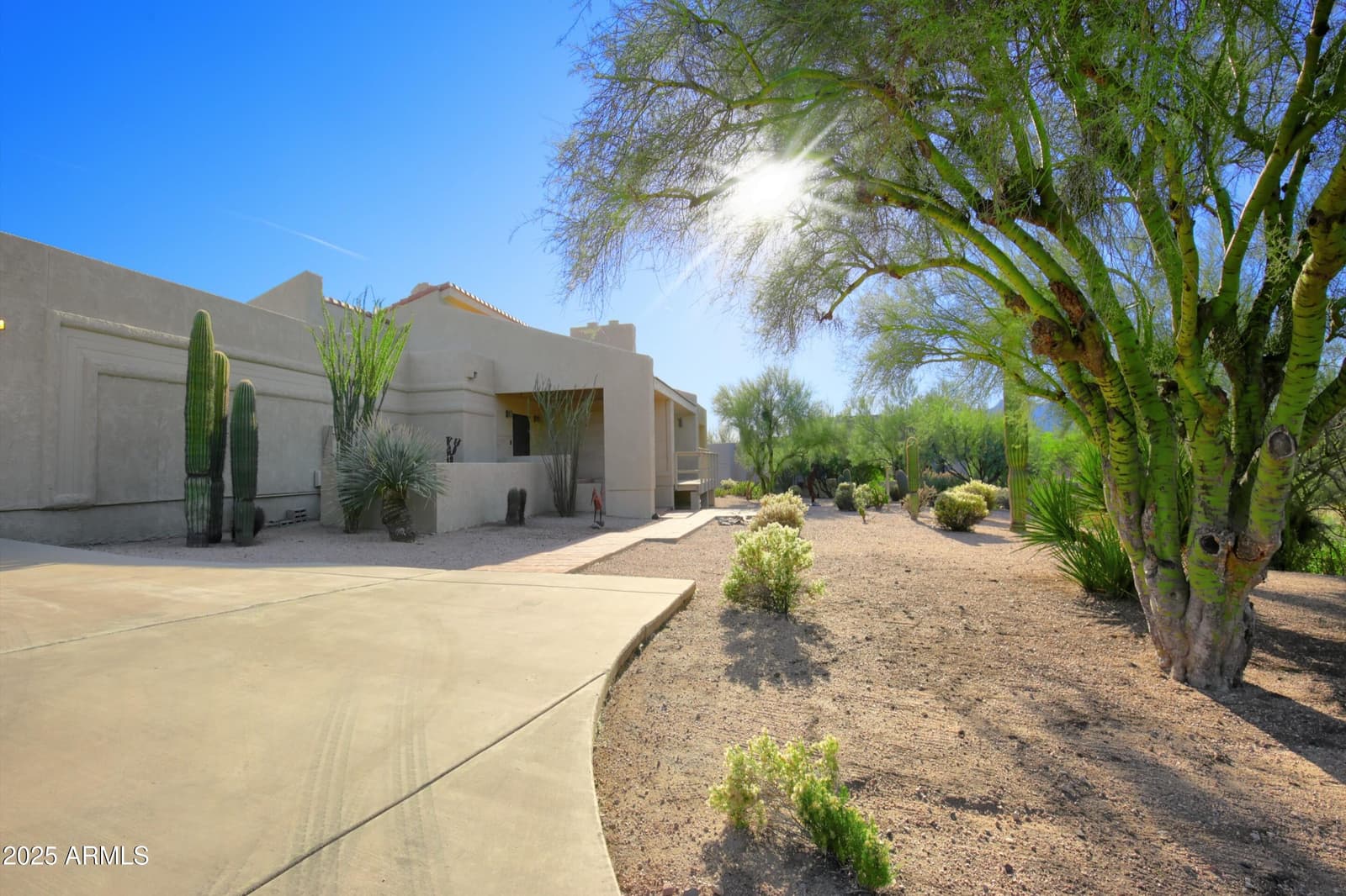 8249 E CAREFREE Drive, Carefree, AZ 85377 — photo 6 of 49