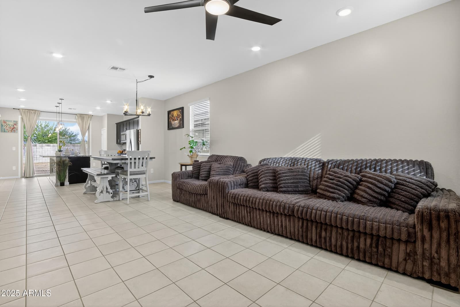 19090 N SILVER DOG Way, Maricopa, AZ 85138 — photo 10 of 33