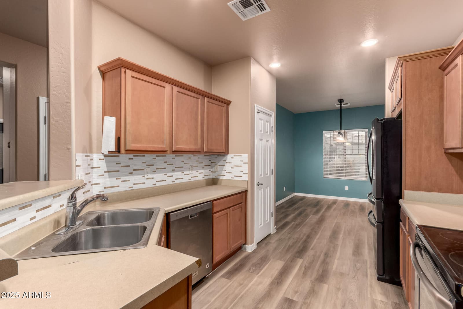 11137 E SUTTER Avenue, Mesa, AZ 85212 — photo 14 of 38