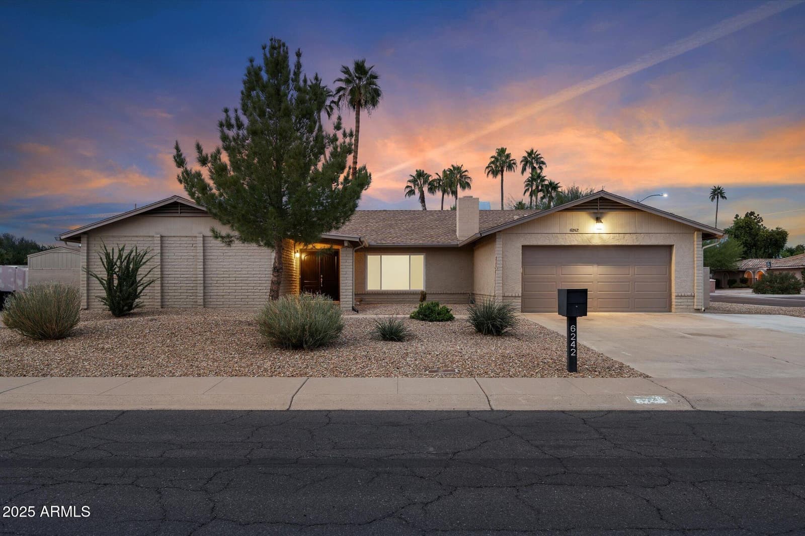 6242 E Hearn Road, Scottsdale, AZ 85254 — photo 2 of 40