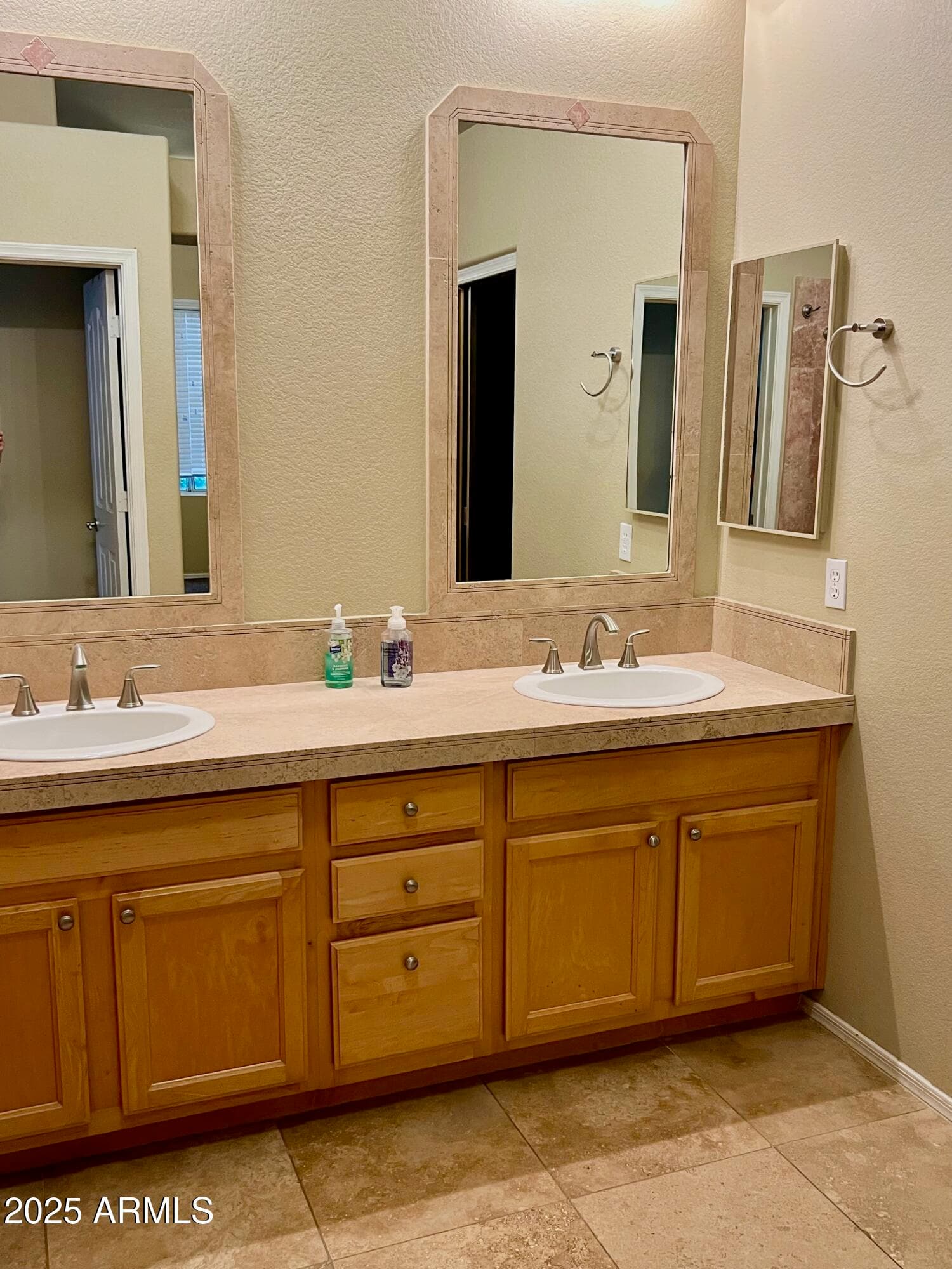 8461 W MCRAE Way, Peoria, AZ 85382 — photo 13 of 21