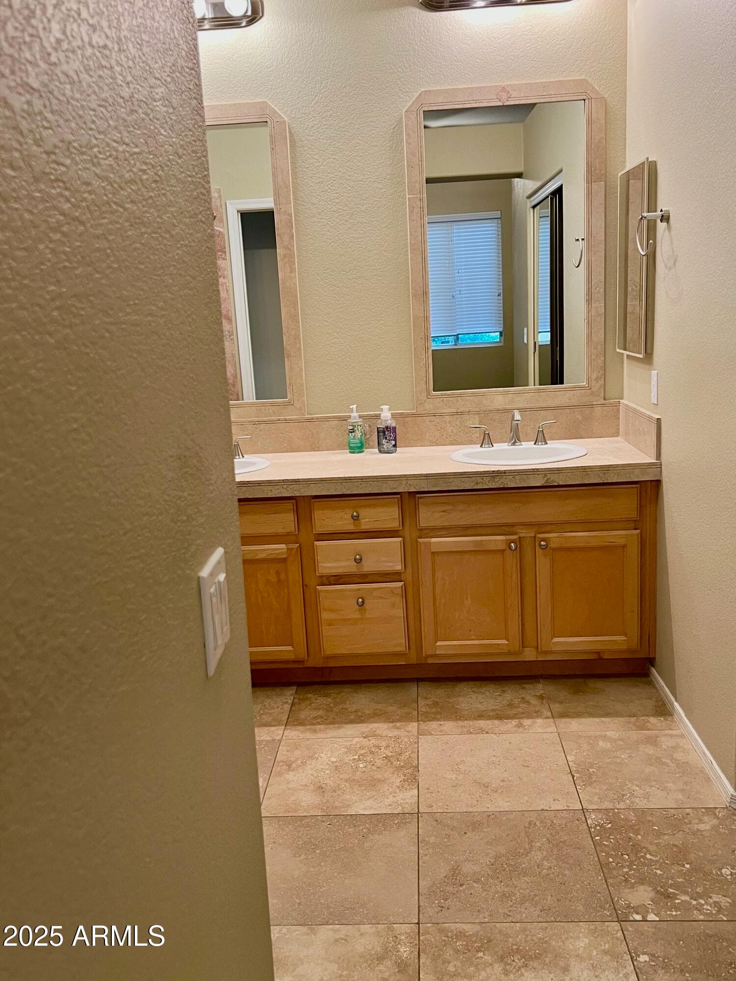8461 W MCRAE Way, Peoria, AZ 85382 — photo 12 of 21