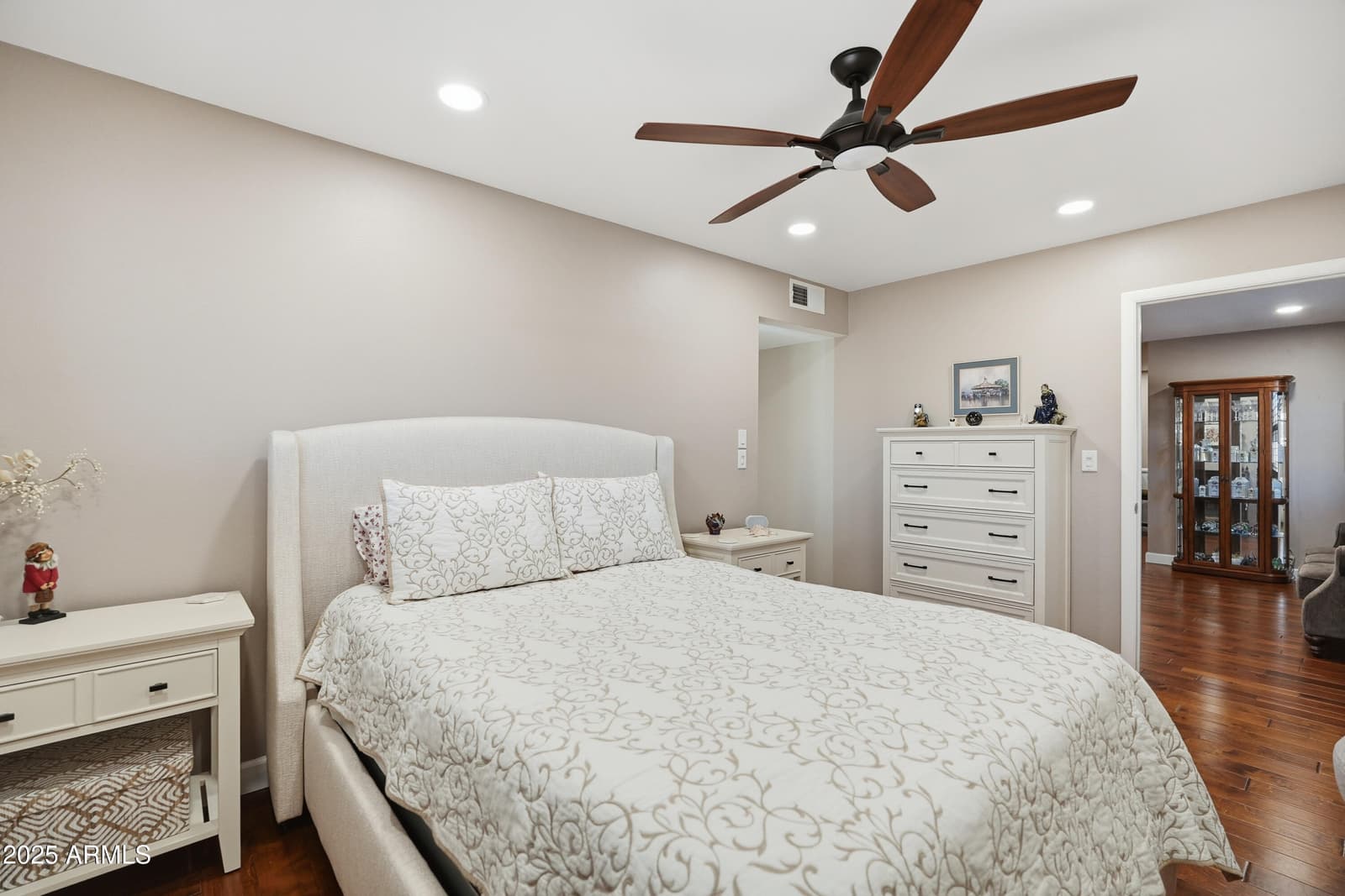 9942 W CAMEO Drive, Sun City, AZ 85351 — photo 11 of 15