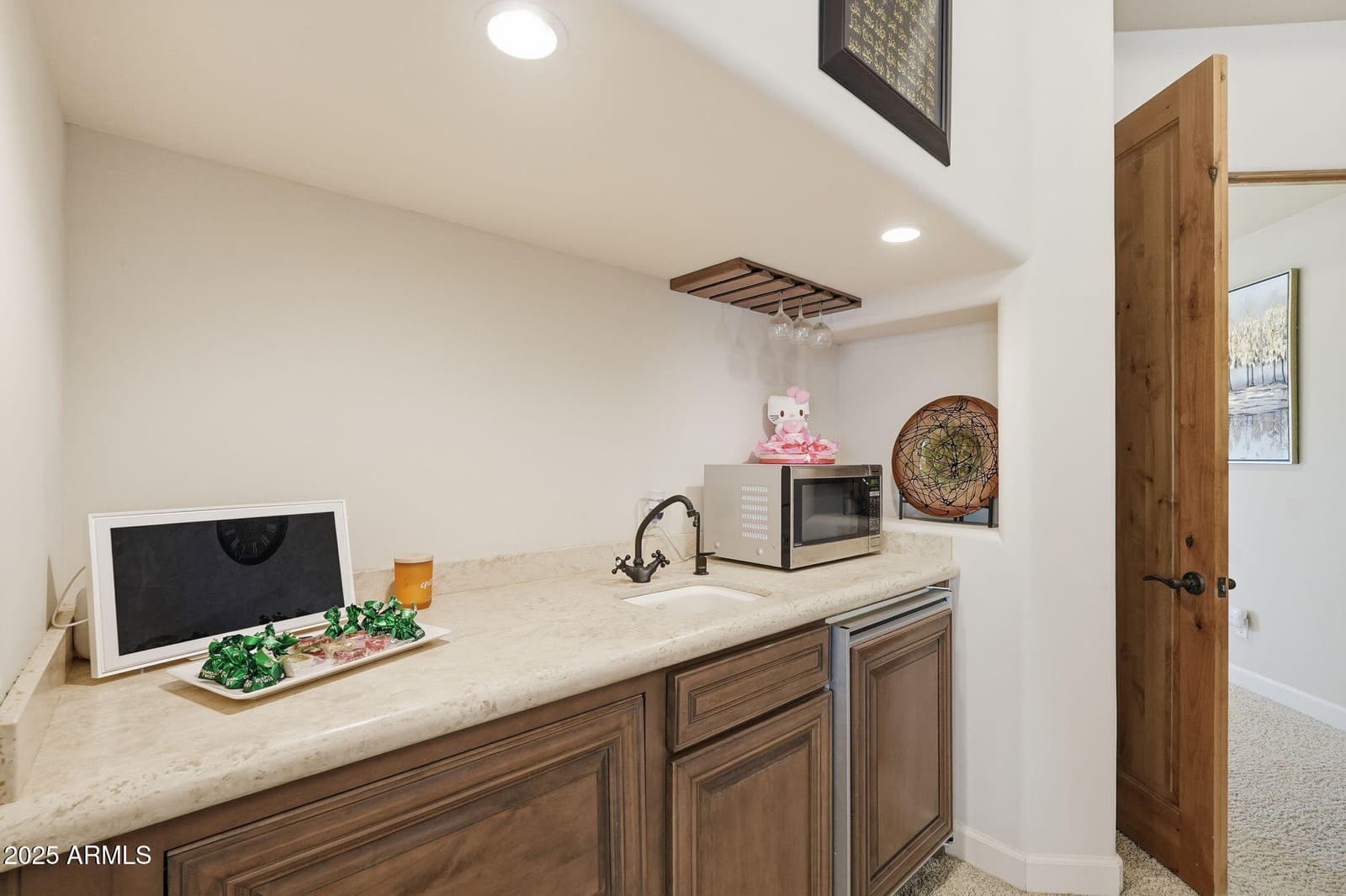 6 E OAKWOOD HILLS Drive, Chandler, AZ 85248 — photo 48 of 122