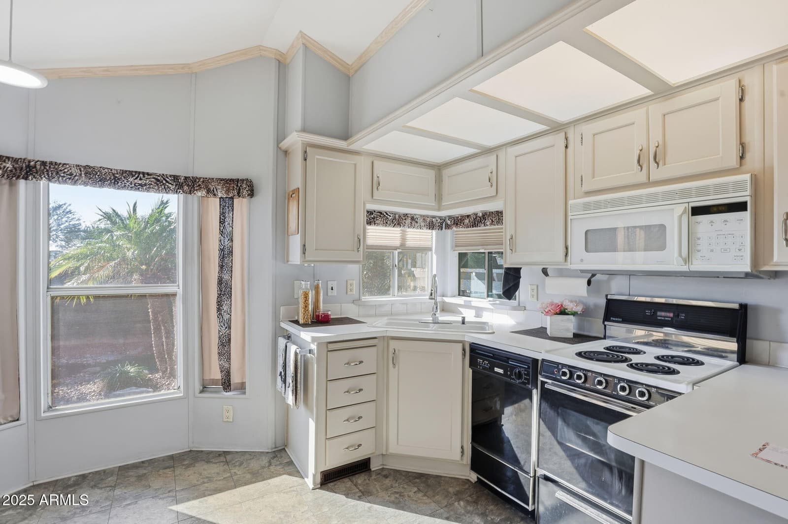 11201 N EL MIRAGE Road 720, El Mirage, AZ 85335 — photo 2 of 43